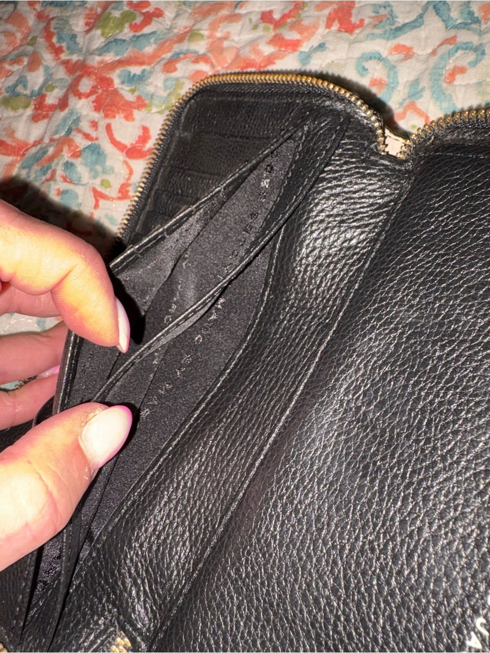 Marc by Marc Jacobs Black Zip Wallet - Picture 7 of 7